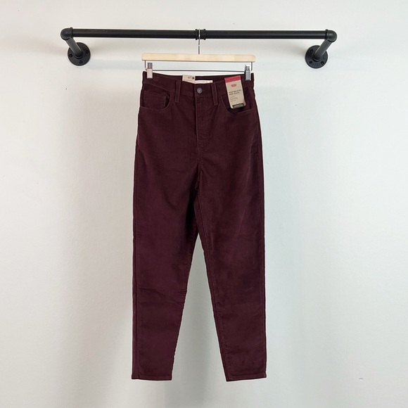 NWT Levis High Waisted Mom Jeans in Decadent Chocolate - Picture 4 of 12
